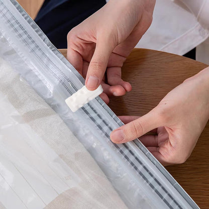 30 PCS Vacuum Storage Bags Sealing Clip Snack Bag Sealing Clips Zipper Labor Saver Sliding Grip Seal Grip Efficient Bag Sealer Reusable Zipper Sealers for Clothes Bedding Food Preservation