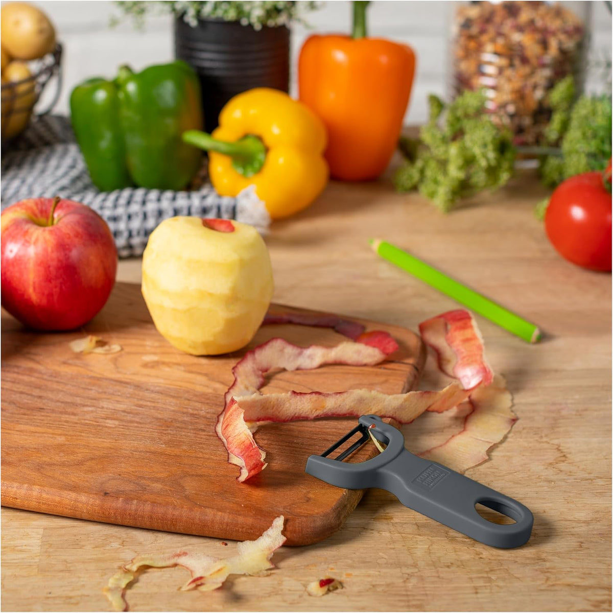 Kuhn Rikon Bar Keeper’s Friend – Original Swiss Peeler Set (2-Pack) | Professional Citrus Garnish & Vegetable Peeler Duo | Razor-Sharp, Lightweight, Made in Switzerland